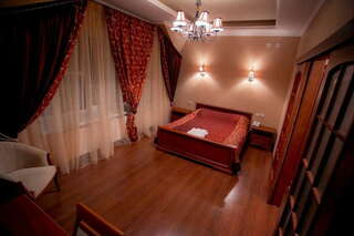 Гостиница На Дворянской Калуга Делюкс двухкомнатный-4